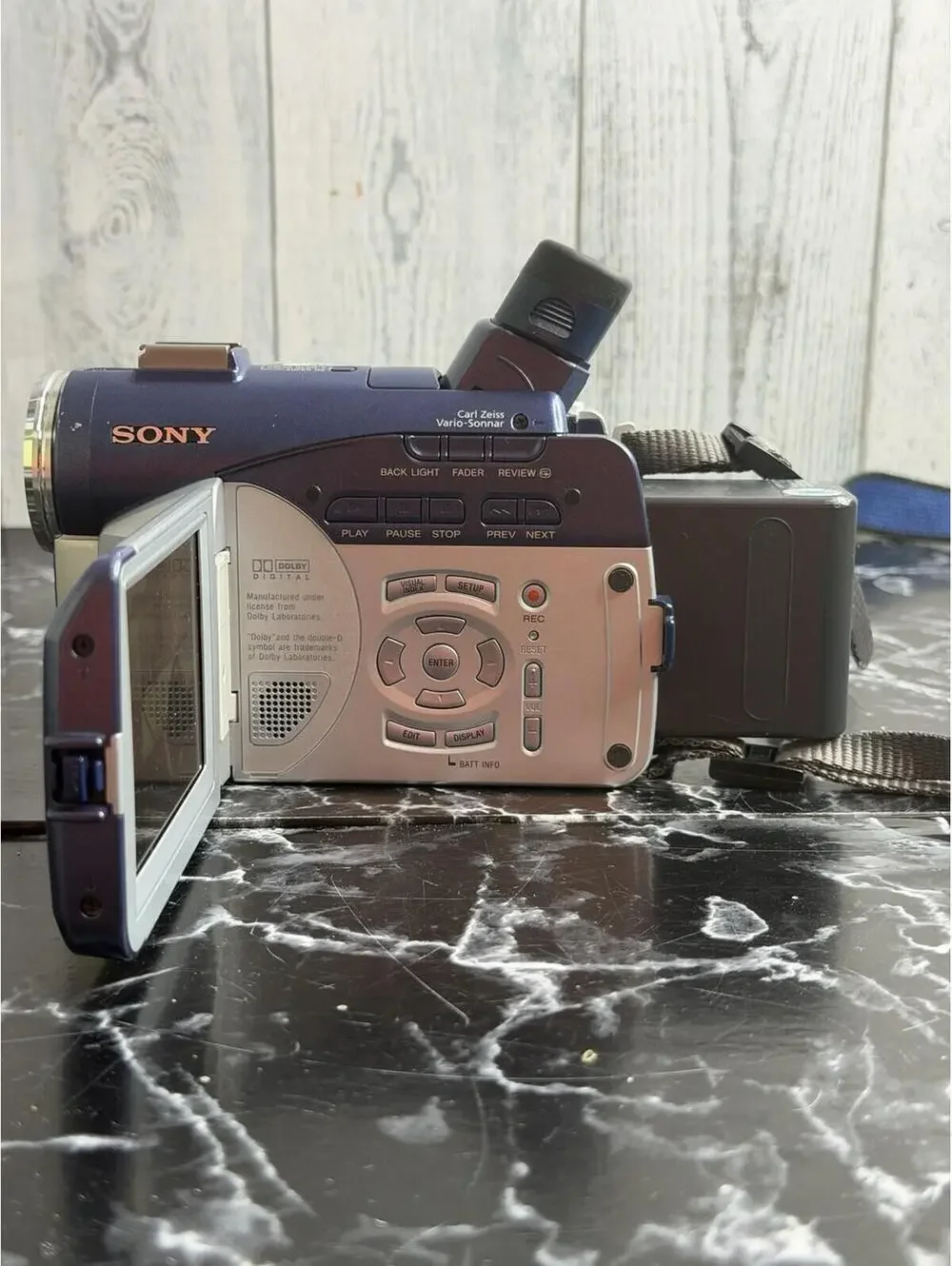 Sony DCR-DVD300 DVD Handycam Camcorder Color LCD + Tons Of Extras